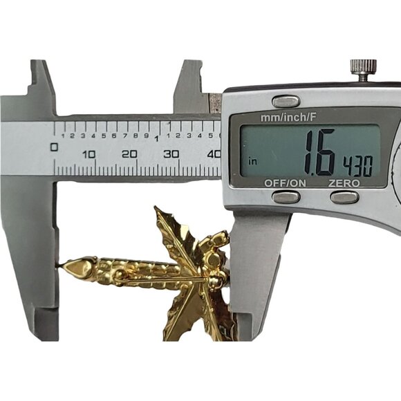 Gold-Tone Red Prong set Rhinestone Holly Berry Candle Pin Brooch - Picture 7 of 8